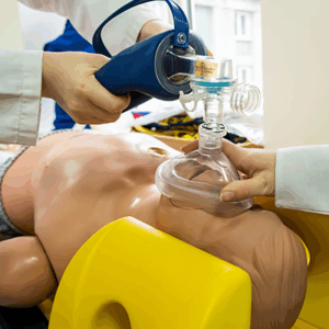 OXIGEN IN DIVING EMERGENCIES
